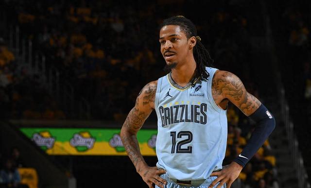 今晨新奥尔良鹈鹕调整名单以备NBA季后赛；更衣室发声环节打磨；管理层满意；赛程密集仍需轮换的简单介绍-爱游戏电子