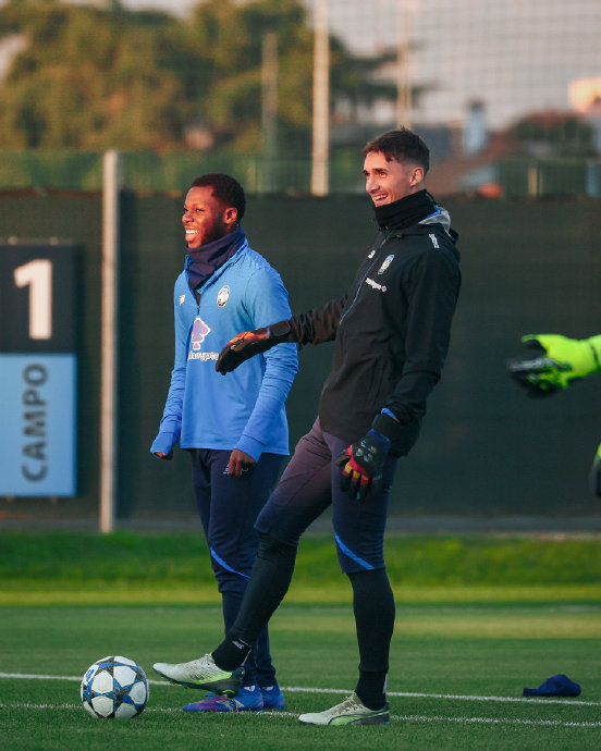 关于亚特兰大发布备战花絮，赛后更衣室发声，欧冠任务艰巨，控场能力受关注的信息-爱游戏体育电竞